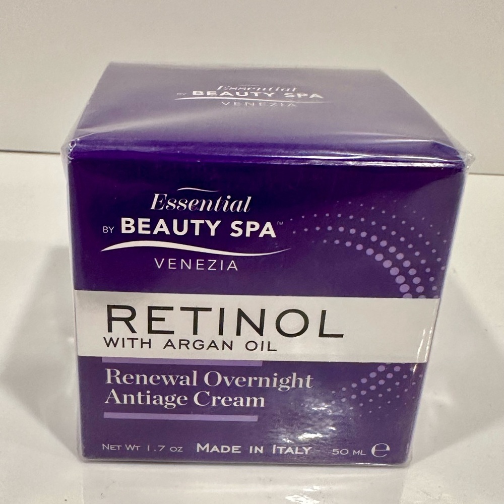 NEW! Sealed! Essential By Beauty Spa Venezia Retinol